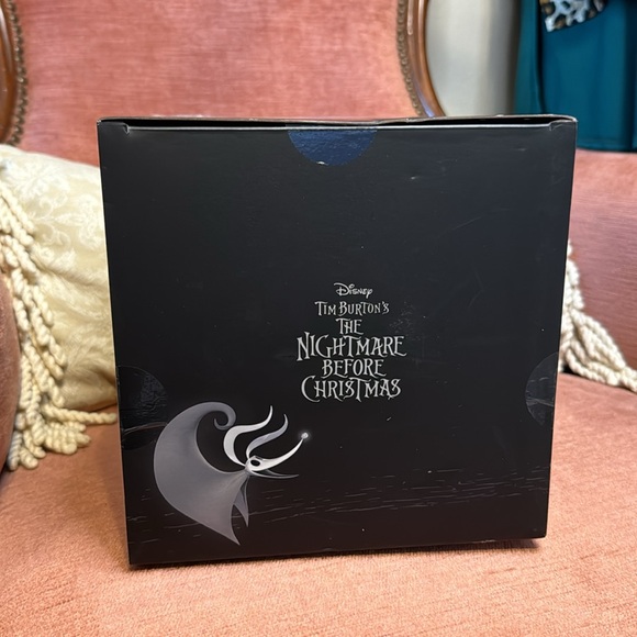 Disney’s Nightmare Before Christmas aroma diffuser/bluetooth speaker, NWT - Picture 5 of 7